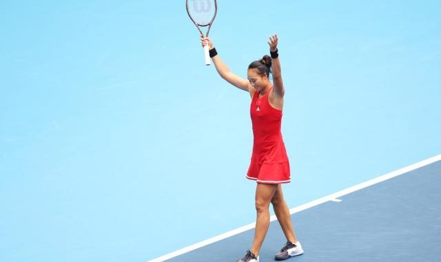 Kaiyun网页版-中国金花五连冠！ 郑钦文和朱琳谁将站上亚洲之巅？