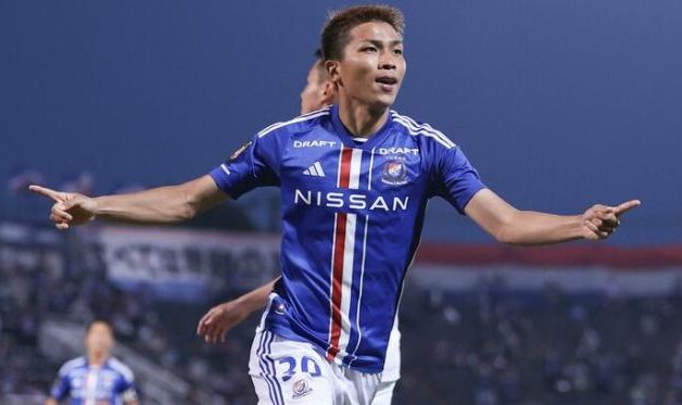 开什么国际玩笑？日本国脚赴瑞士踢球却无法注册